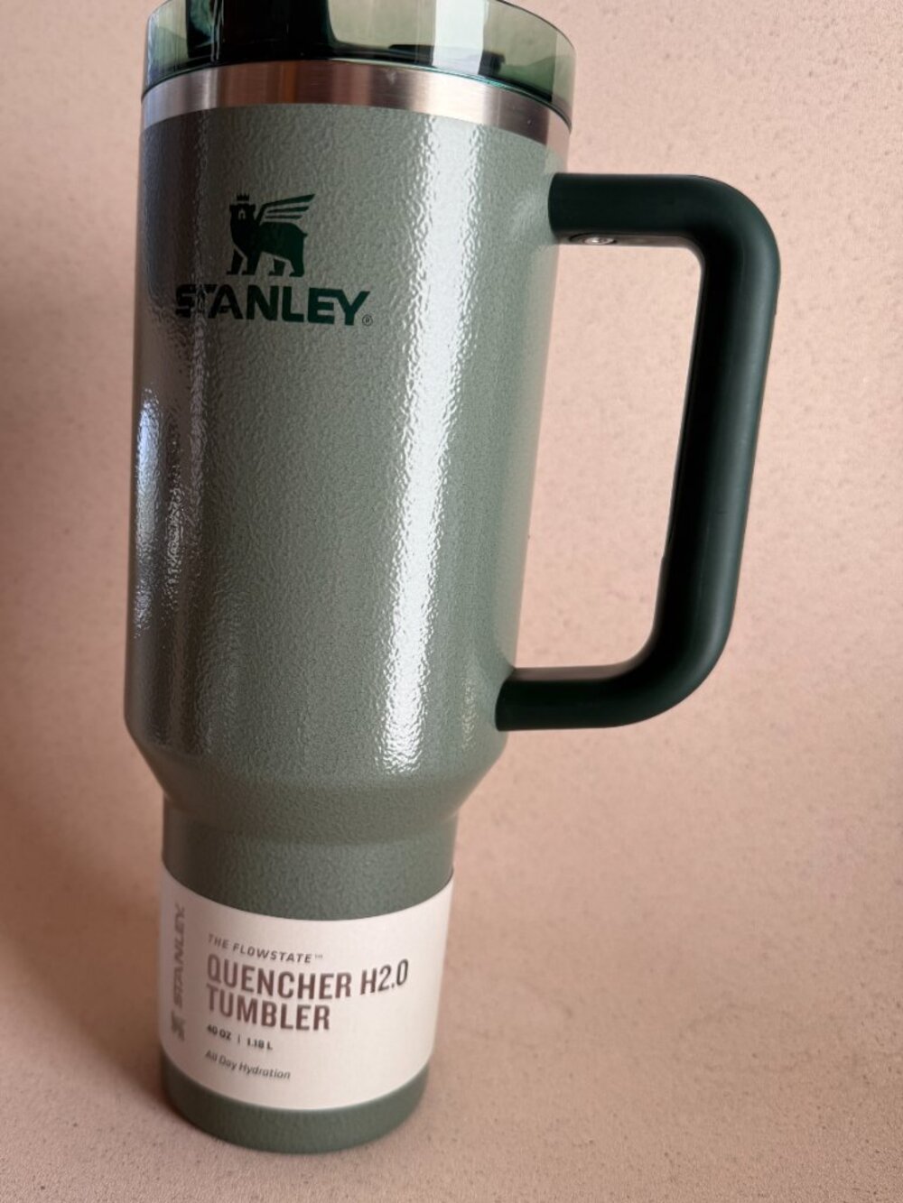 Stanley The Quencher H2.0 Flowstate 40-Ounce Tumbler Hammertone Green NWT